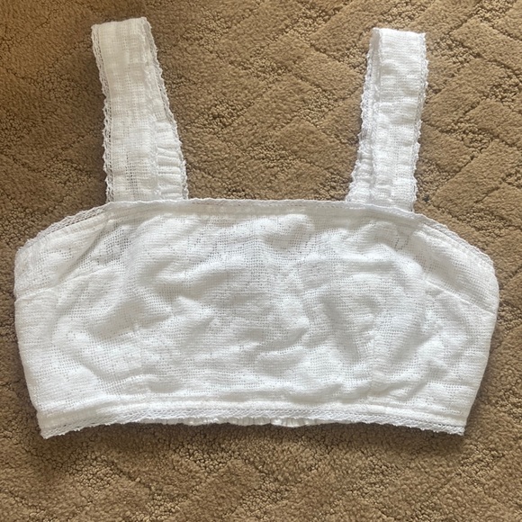 American Eagle white floral crop top - Picture 1 of 2